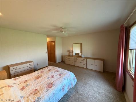 12272 Woodside Court Strongsville OH 44136