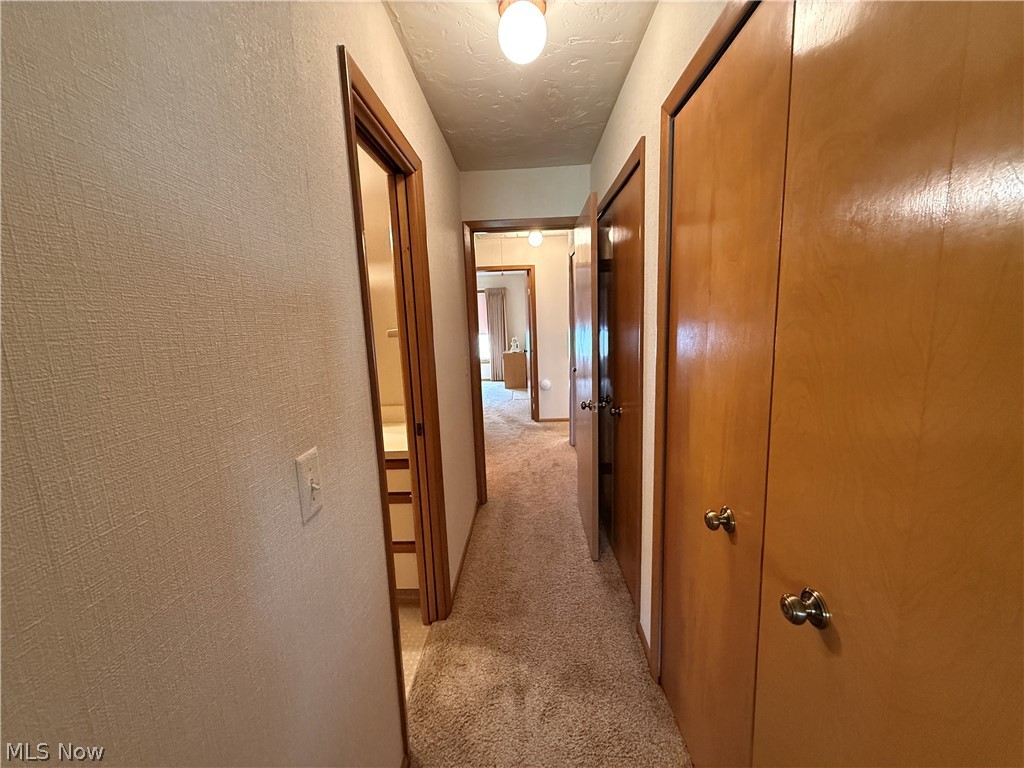 12272 Woodside Court Strongsville OH 44136