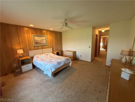 12272 Woodside Court Strongsville OH 44136