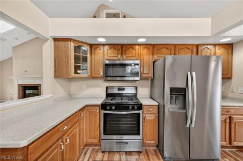 500 Glen Hollow Circle Aurora OH 44202