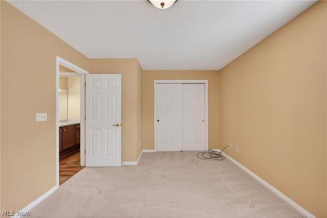 500 Glen Hollow Circle Aurora OH 44202