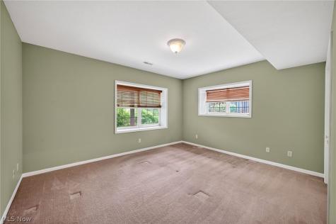 500 Glen Hollow Circle Aurora OH 44202