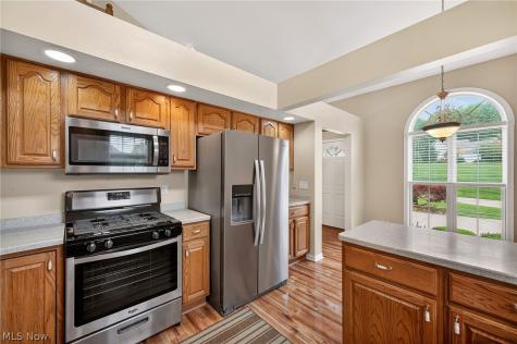 500 Glen Hollow Circle Aurora OH 44202
