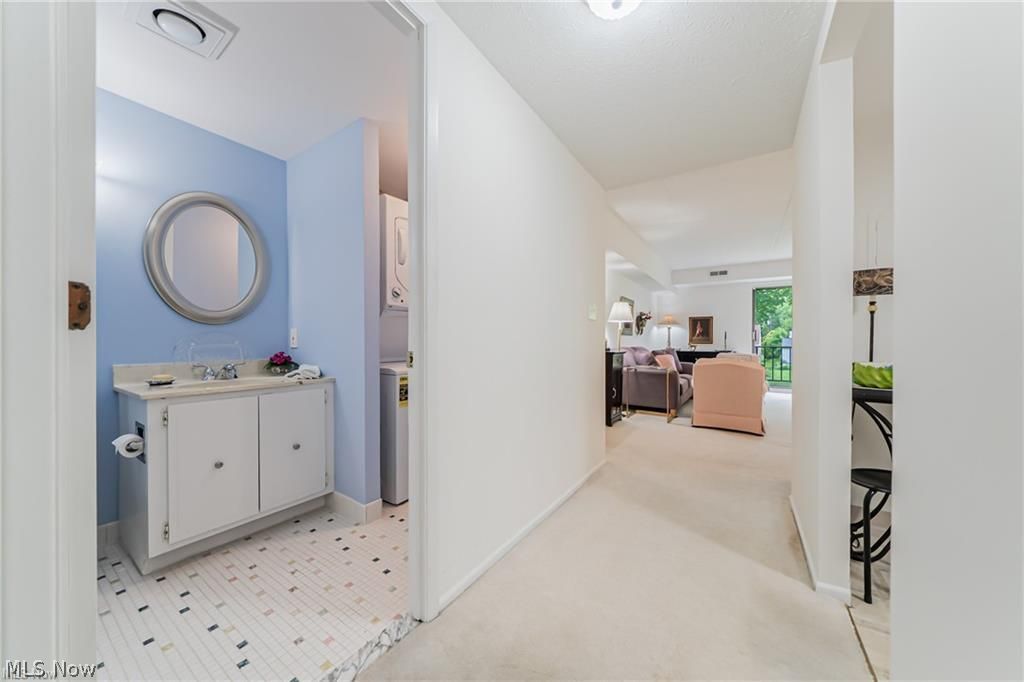 4948 Grace Road North Olmsted OH 44070