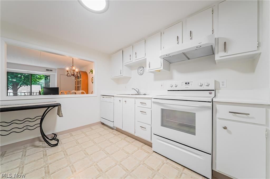 4948 Grace Road North Olmsted OH 44070