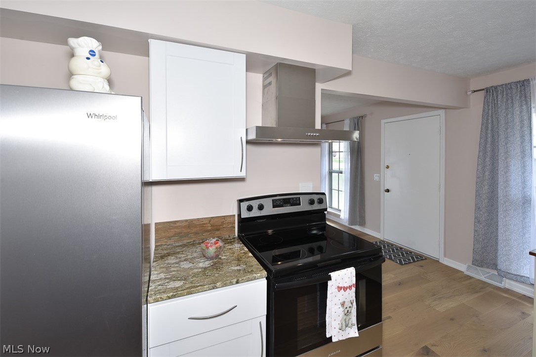 6577 Liberty Bell Drive Brook Park OH 44142