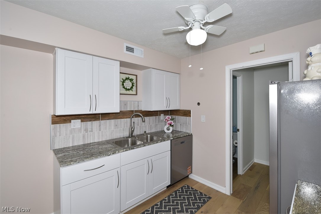 6577 Liberty Bell Drive Brook Park OH 44142