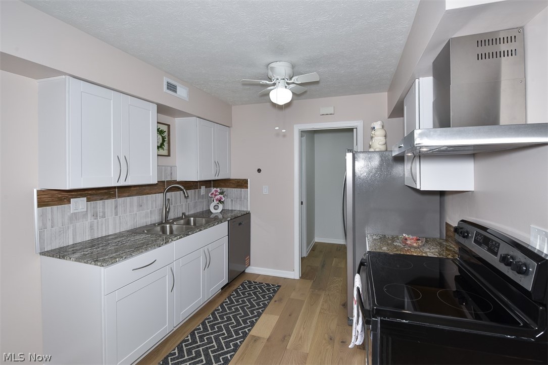 6577 Liberty Bell Drive Brook Park OH 44142