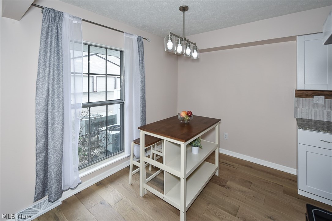 6577 Liberty Bell Drive Brook Park OH 44142