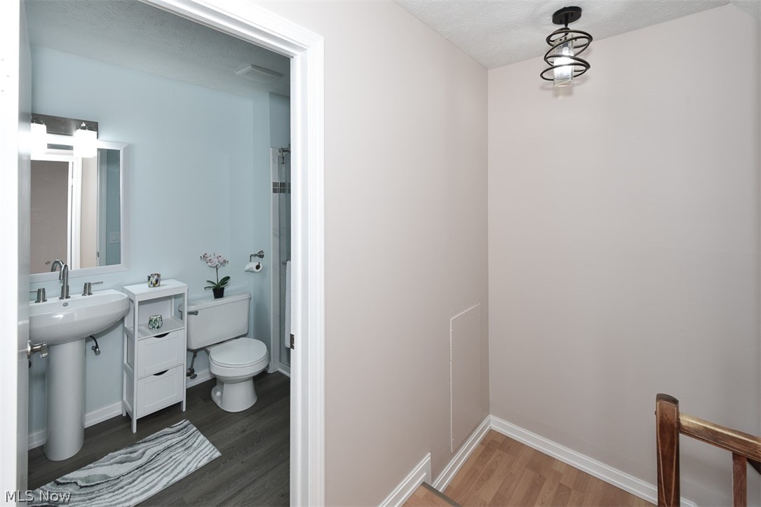 6577 Liberty Bell Drive Brook Park OH 44142