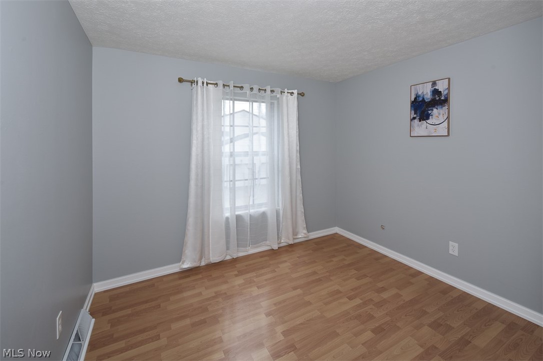 6577 Liberty Bell Drive Brook Park OH 44142