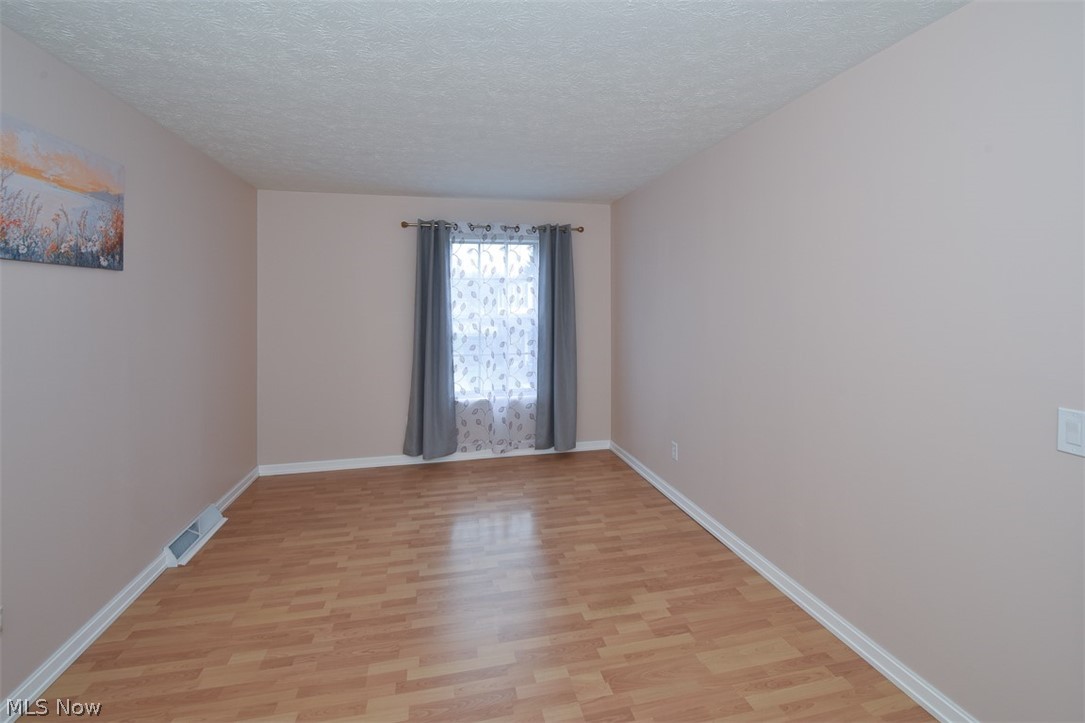 6577 Liberty Bell Drive Brook Park OH 44142