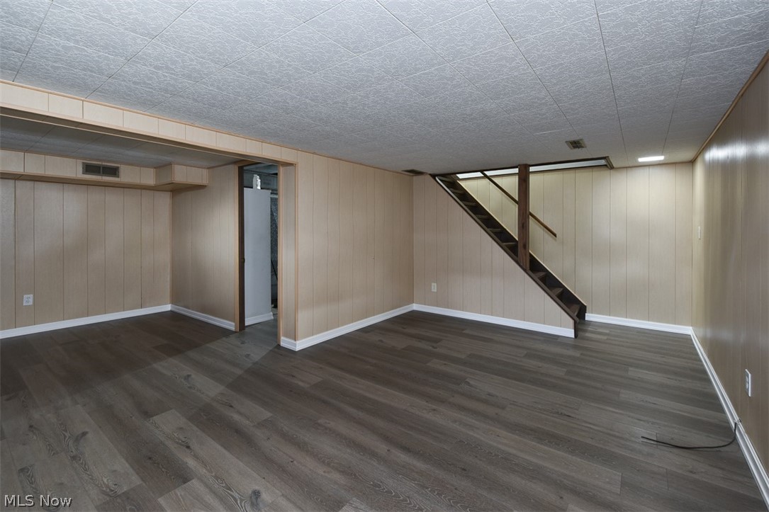 6577 Liberty Bell Drive Brook Park OH 44142
