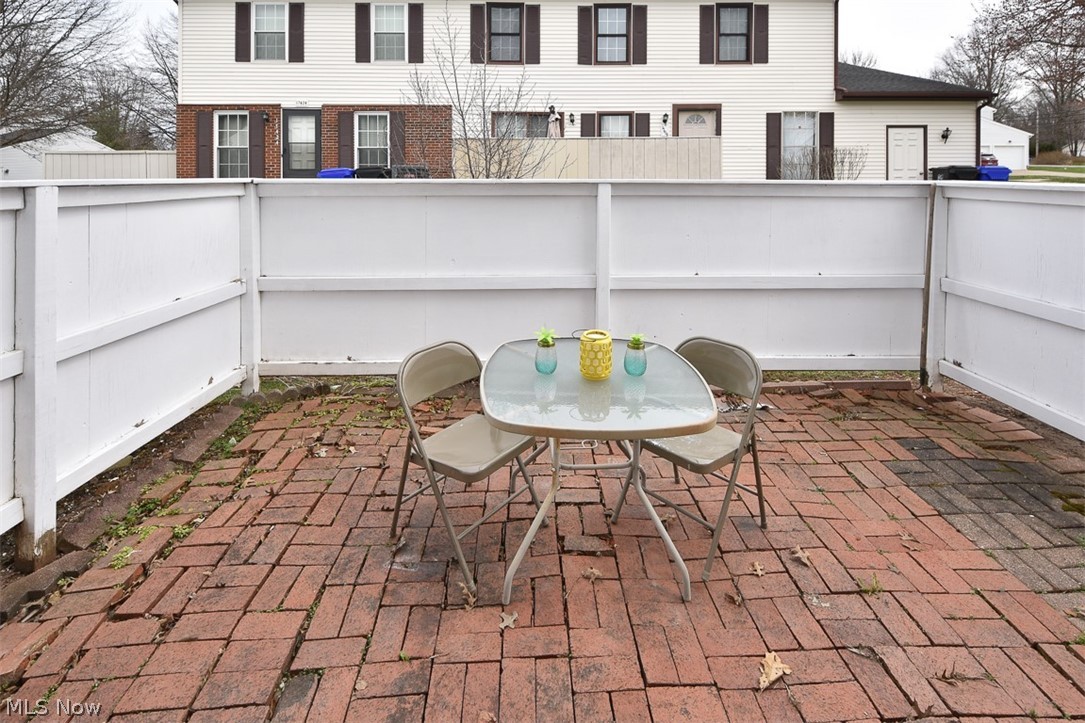 6577 Liberty Bell Drive Brook Park OH 44142