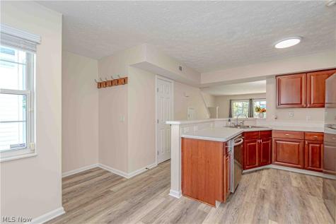 6735 Columbine Court Middleburg Heights OH 44130