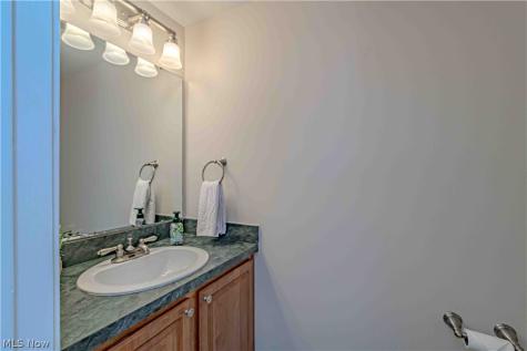 6735 Columbine Court Middleburg Heights OH 44130