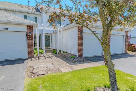 6735 Columbine Court Middleburg Heights OH 44130