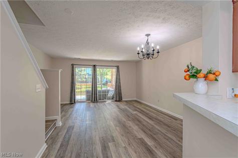 6735 Columbine Court Middleburg Heights OH 44130