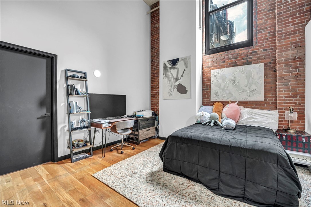 635 W Lakeside Avenue Cleveland OH 44113
