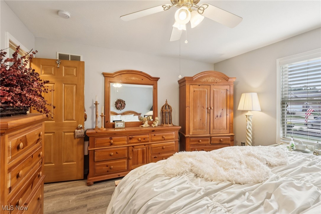 1484 Waters Edge Drive Akron OH 44313