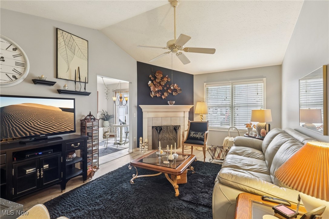 1484 Waters Edge Drive Akron OH 44313