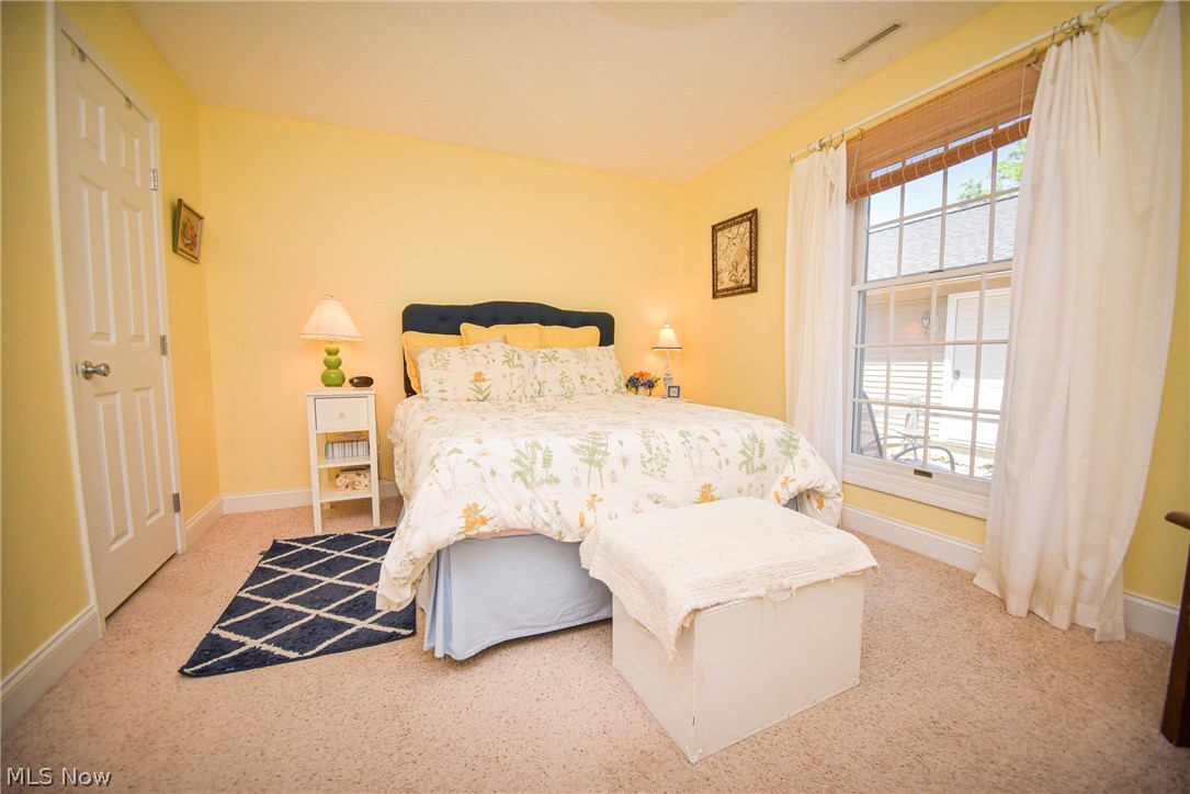 1022 S Court Street Medina OH 44256