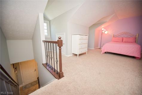 1022 S Court Street Medina OH 44256