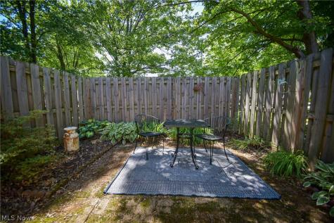 1022 S Court Street Medina OH 44256
