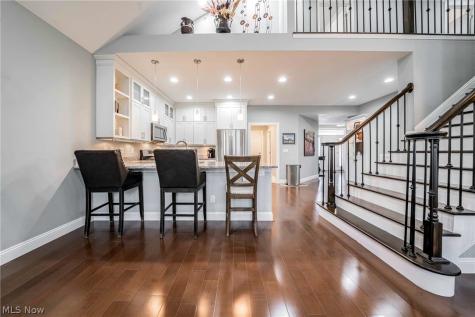 5118 Shepherds Glen Willoughby OH 44094
