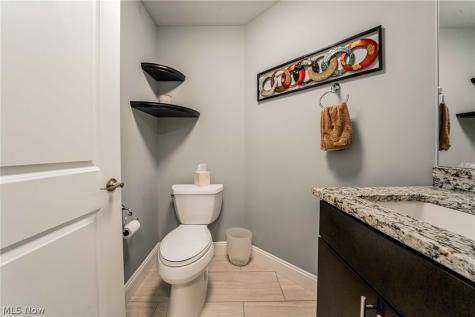 5118 Shepherds Glen Willoughby OH 44094