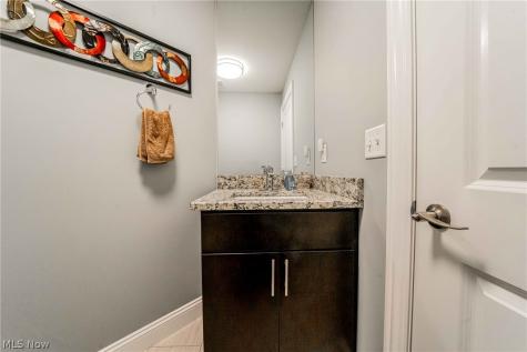 5118 Shepherds Glen Willoughby OH 44094