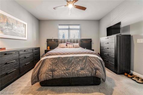 5118 Shepherds Glen Willoughby OH 44094