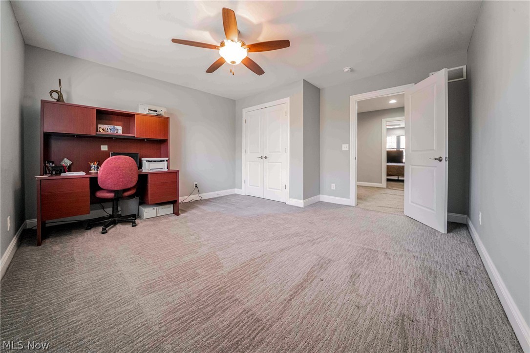 5118 Shepherds Glen Willoughby OH 44094