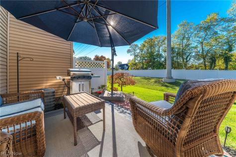 5118 Shepherds Glen Willoughby OH 44094