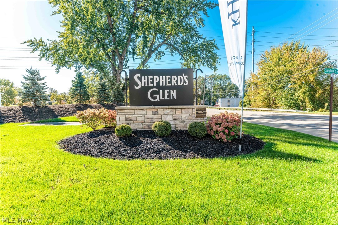 5118 Shepherds Glen Willoughby OH 44094
