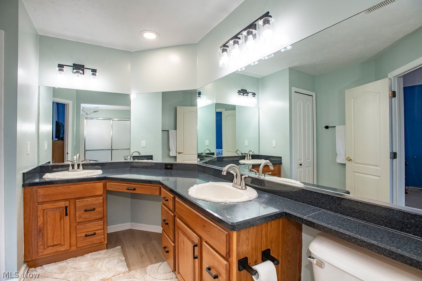 9784 Sugarbush Circle Olmsted Falls OH 44138