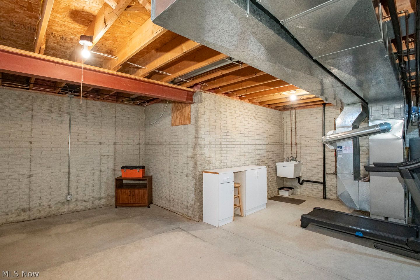 9784 Sugarbush Circle Olmsted Falls OH 44138