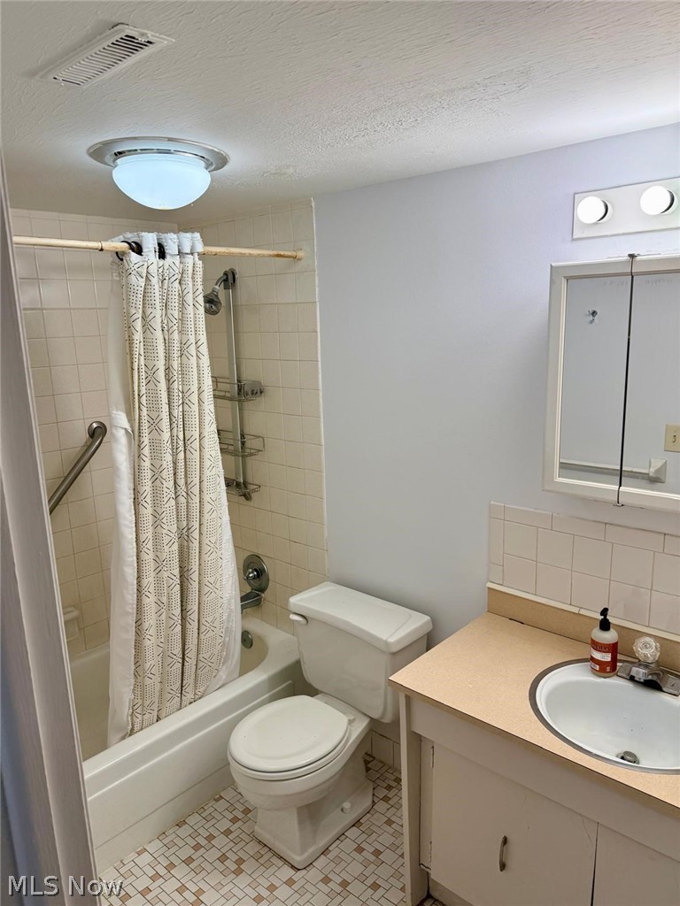 6250 Greenwood Parkway Northfield Village OH 44067