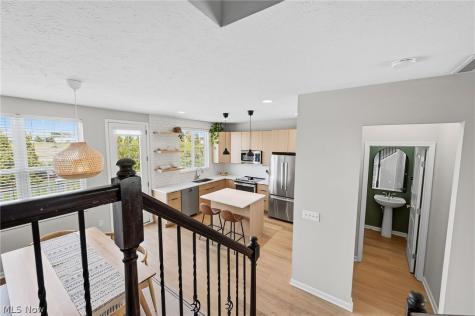 6196 N Pointe Drive Beachwood OH 44124