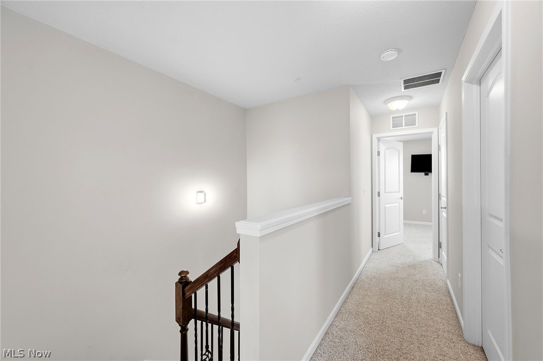 6196 N Pointe Drive Pepper Pike OH 44124