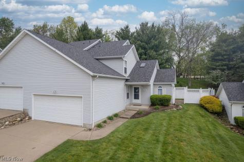 566 Hilltop Terrace Tallmadge OH 44278