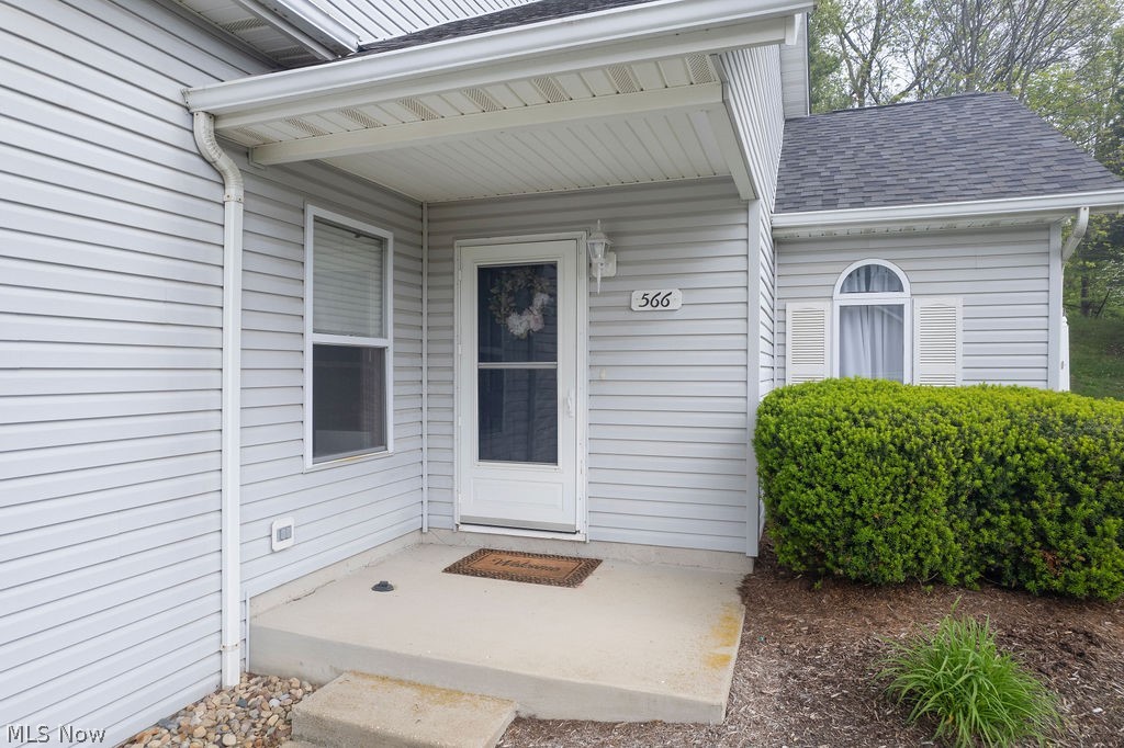 566 Hilltop Terrace Tallmadge OH 44278