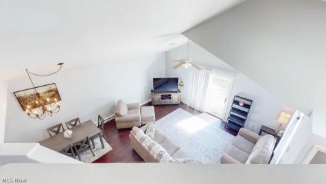 566 Hilltop Terrace Tallmadge OH 44278