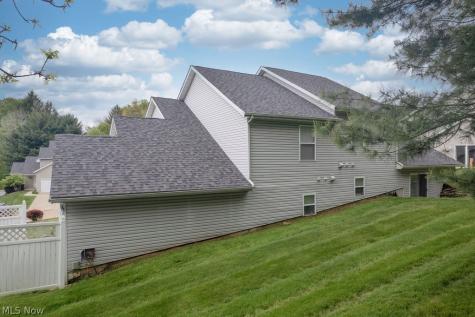 566 Hilltop Terrace Tallmadge OH 44278
