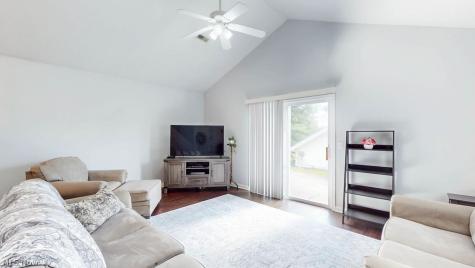566 Hilltop Terrace Tallmadge OH 44278