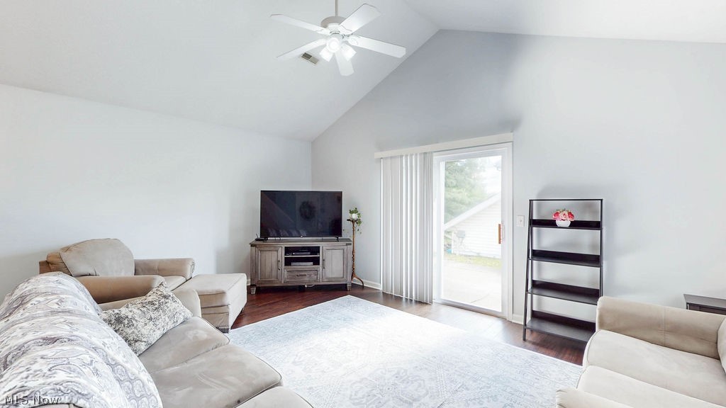 566 Hilltop Terrace Tallmadge OH 44278