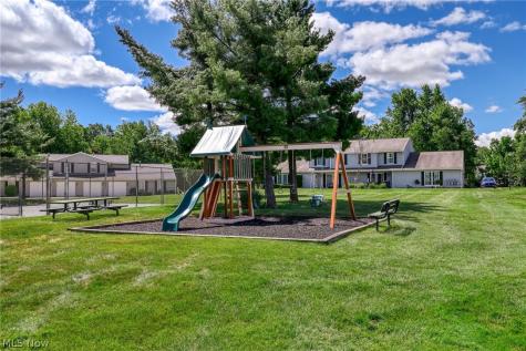 4901 Independence Unit C Circle Stow OH 44224