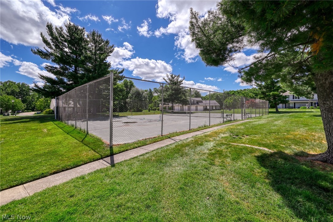 4901 Independence Unit C Circle Stow OH 44224