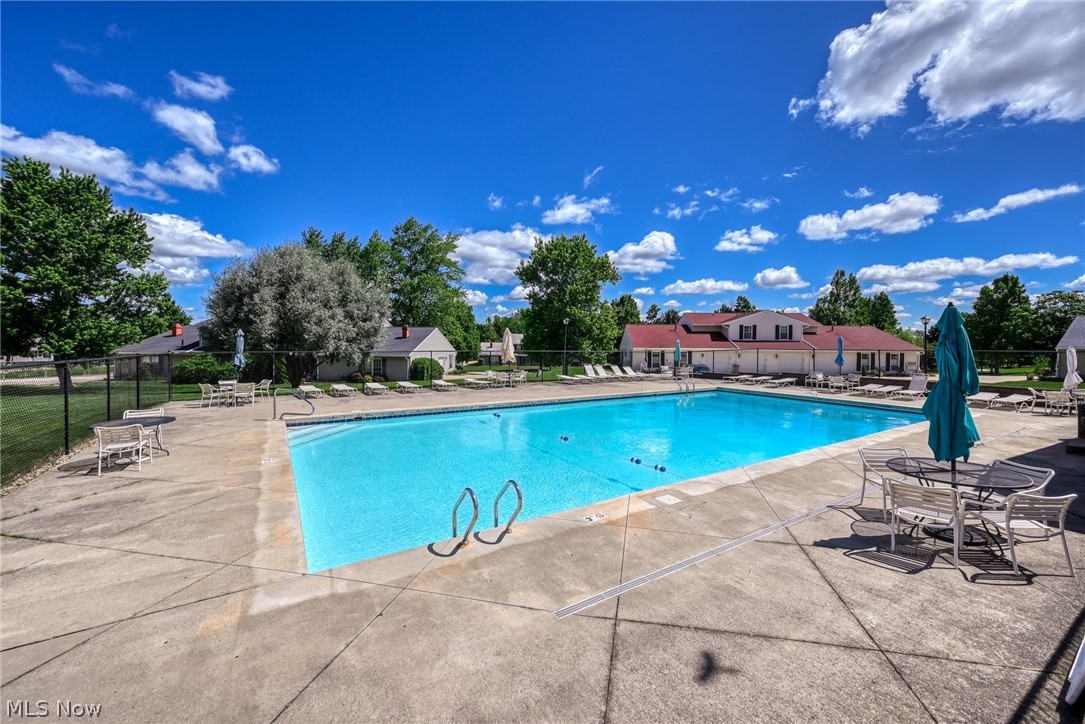4901 Independence Unit C Circle Stow OH 44224