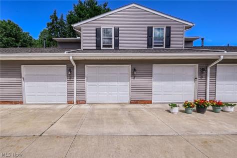 4901 Independence Unit C Circle Stow OH 44224